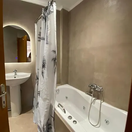 Apartmán Bougainvillea House, Old Town *