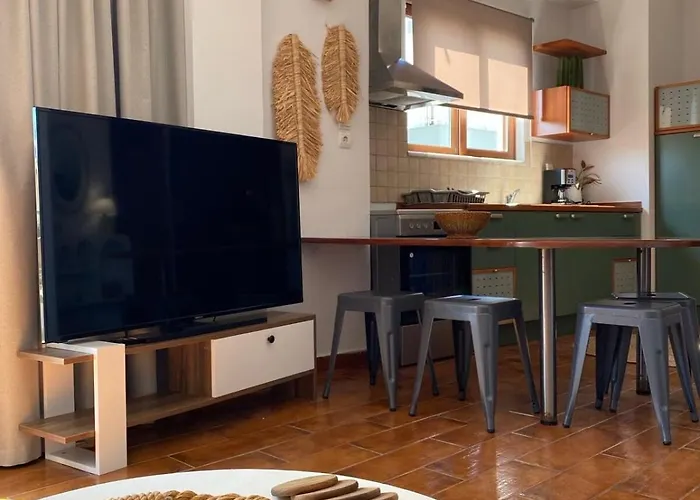 Bougainvillea House, Old Town Cós